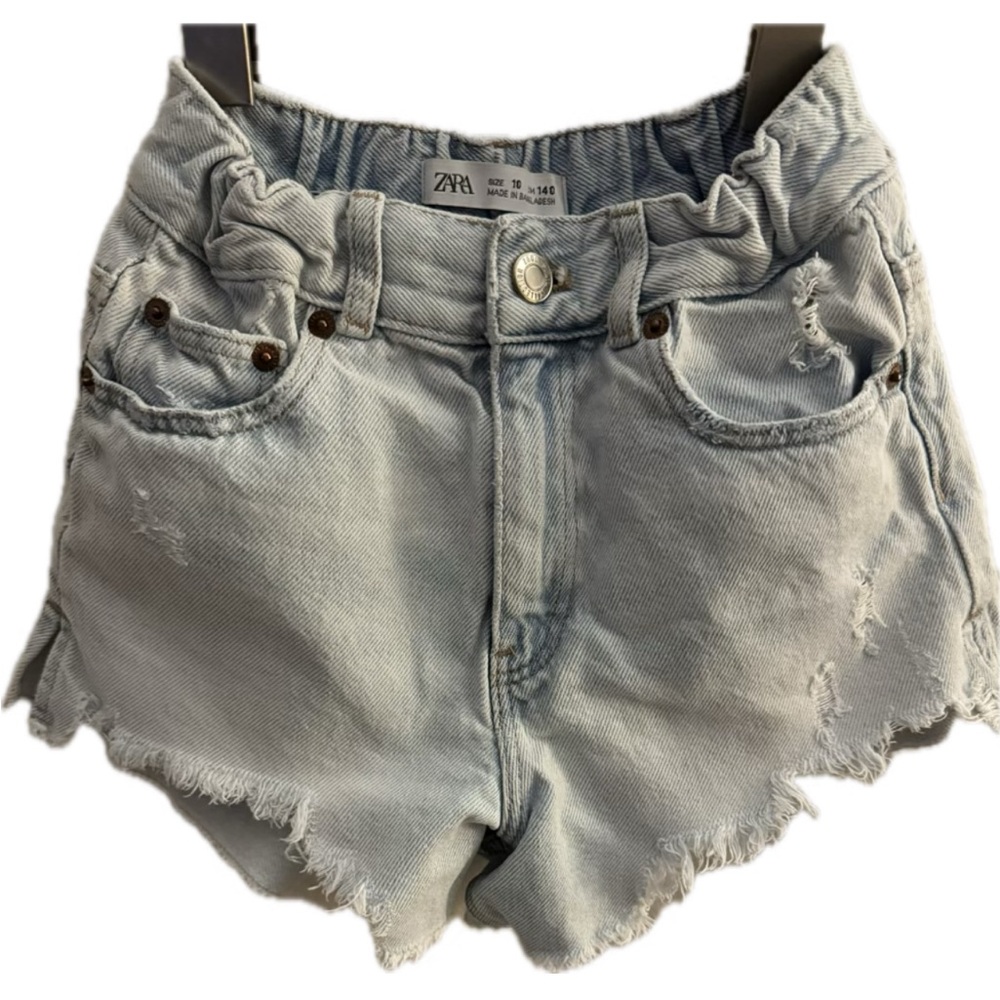 Zara girls distressed jean shorts